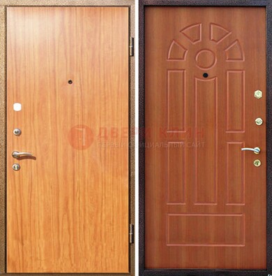 Светлая железная дверь с ламинатом МДФ внутри ДЛ-15 в Рязани