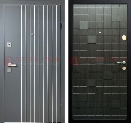 Серая металлическая дверь с черной МДФ с узором ДМ-298 в Рязани