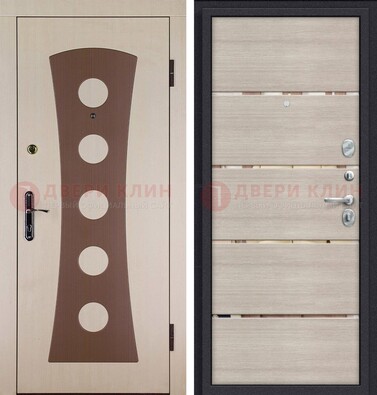 Светлая металлическая дверь с МДФ в квартиру ДМ-365 в Рязани