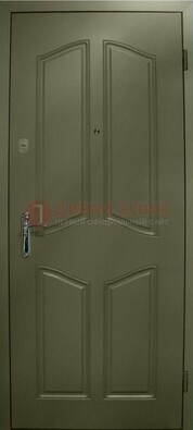 Зеленая стальная дверь с МДФ ДМ-49 в дом в Рязани