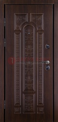 Темная металлическая дверь с массивом дуба ДМД-20 в Рязани
