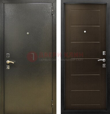 Темная металлическая дверь с порошковым напылением ДП-105 В Ижевске