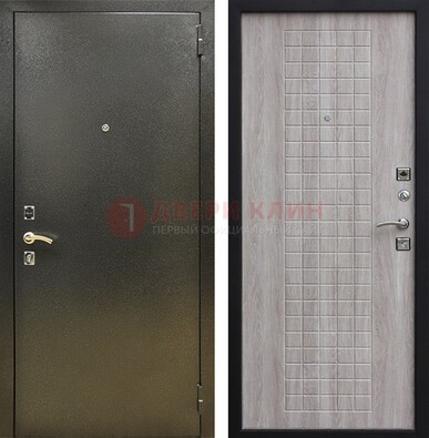 Железная темная дверь с порошковым покрытием и филенчатой МДФ ДП-297 в Рязани