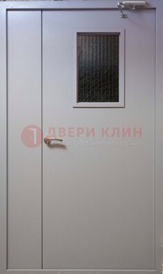 Белая железная подъездная дверь ДПД-4 в Рязани
