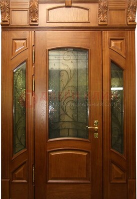 Парадная дверь со стеклянными вставками и ковкой ДПР-36 для дома в Рязани