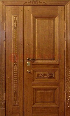 Распашная металлическая парадная дверь ДПР-62 в Рязани