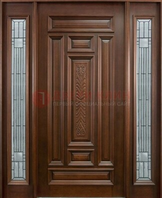 Парадная дверь с резьбой ДПР-70 в кирпичный дом в Рязани