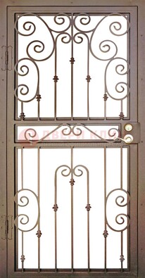 Коричневая металлическая решетчатая дверь с ковкой ДР-16 в Рязани