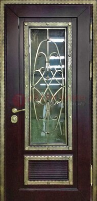 Темная уличная дверь порошок со стеклом и ковкой ДСК-167 в Рязани