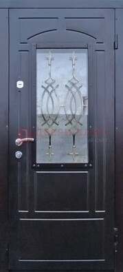 Черная уличная дверь Винорит со стеклом и ковкой ДСК-259 в Рязани
