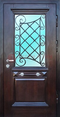Коттеджная металлическая дверь со стеклом и ковкой ДСК-57 в Зеленограде