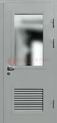 Серая железная техническая дверь с декоративной вставкой ДТ-3 в Рязани