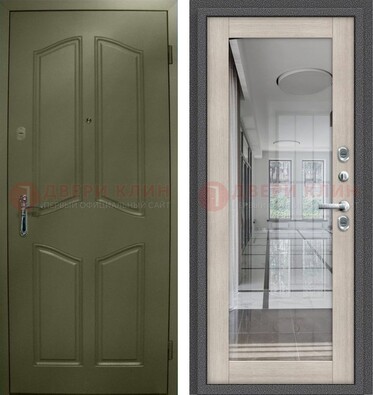 Зеленая стальная дверь с МДФ панелями и зеркалом ДЗ-137 в Рязани