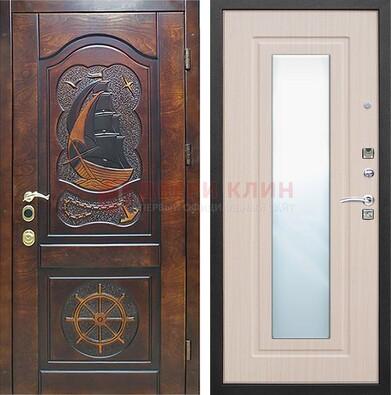 Темная дверь с резьбой и зеркалом внутри ДЗ-49 в Рязани