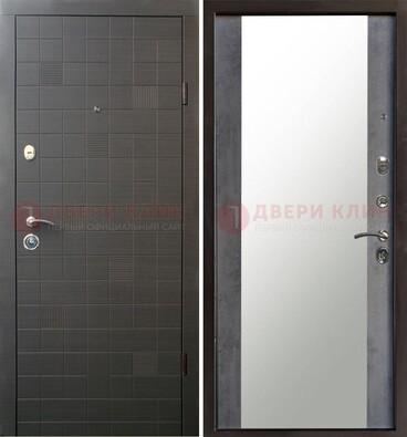 Темная железная филенчатая дверь с зеркалом ДЗ-53 в Рязани