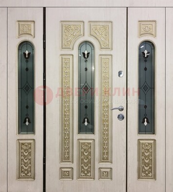 Светлая железная дверь с МДФ и витражом ВЖ-34 в Рязани